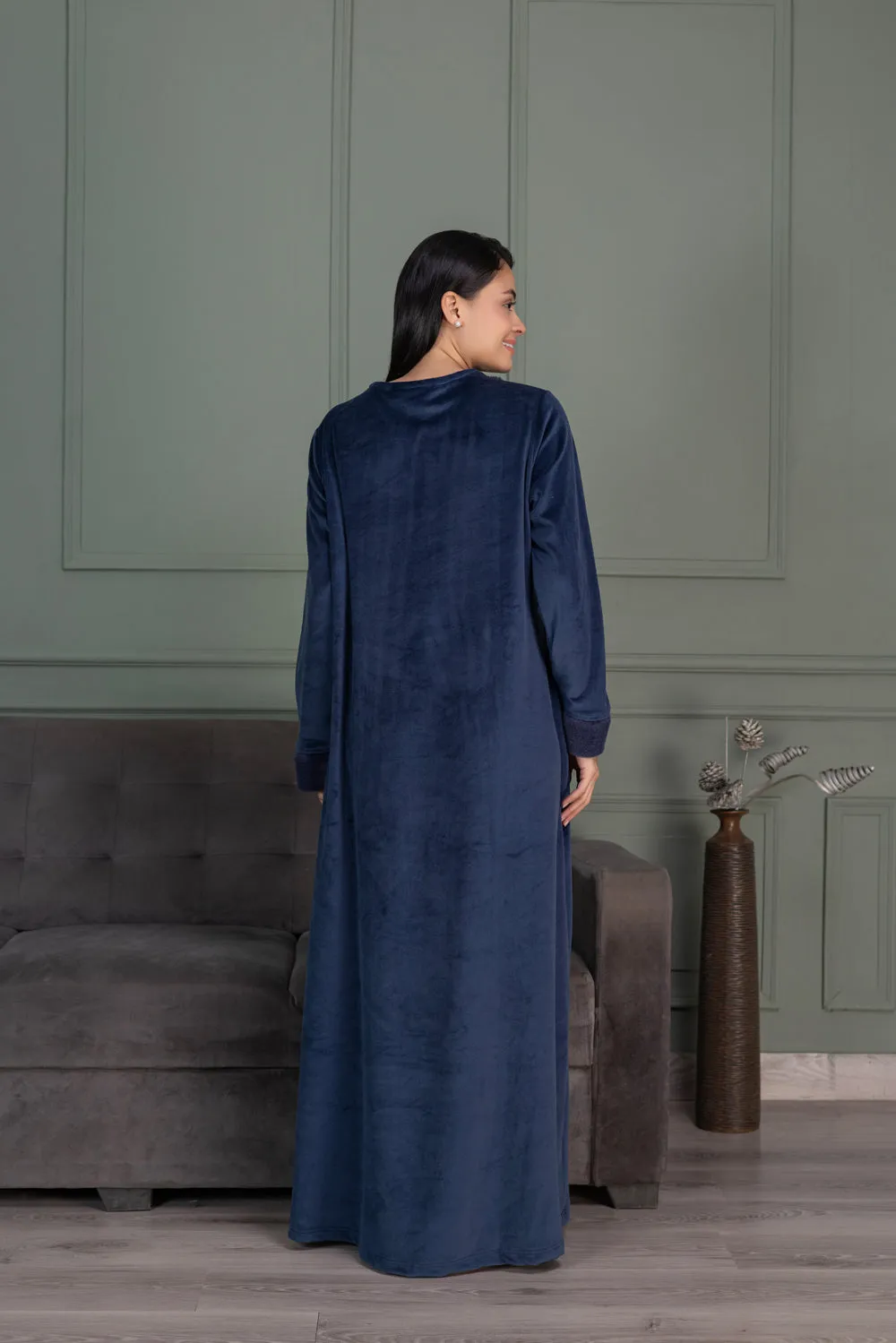 Blue velvet nighty with fur