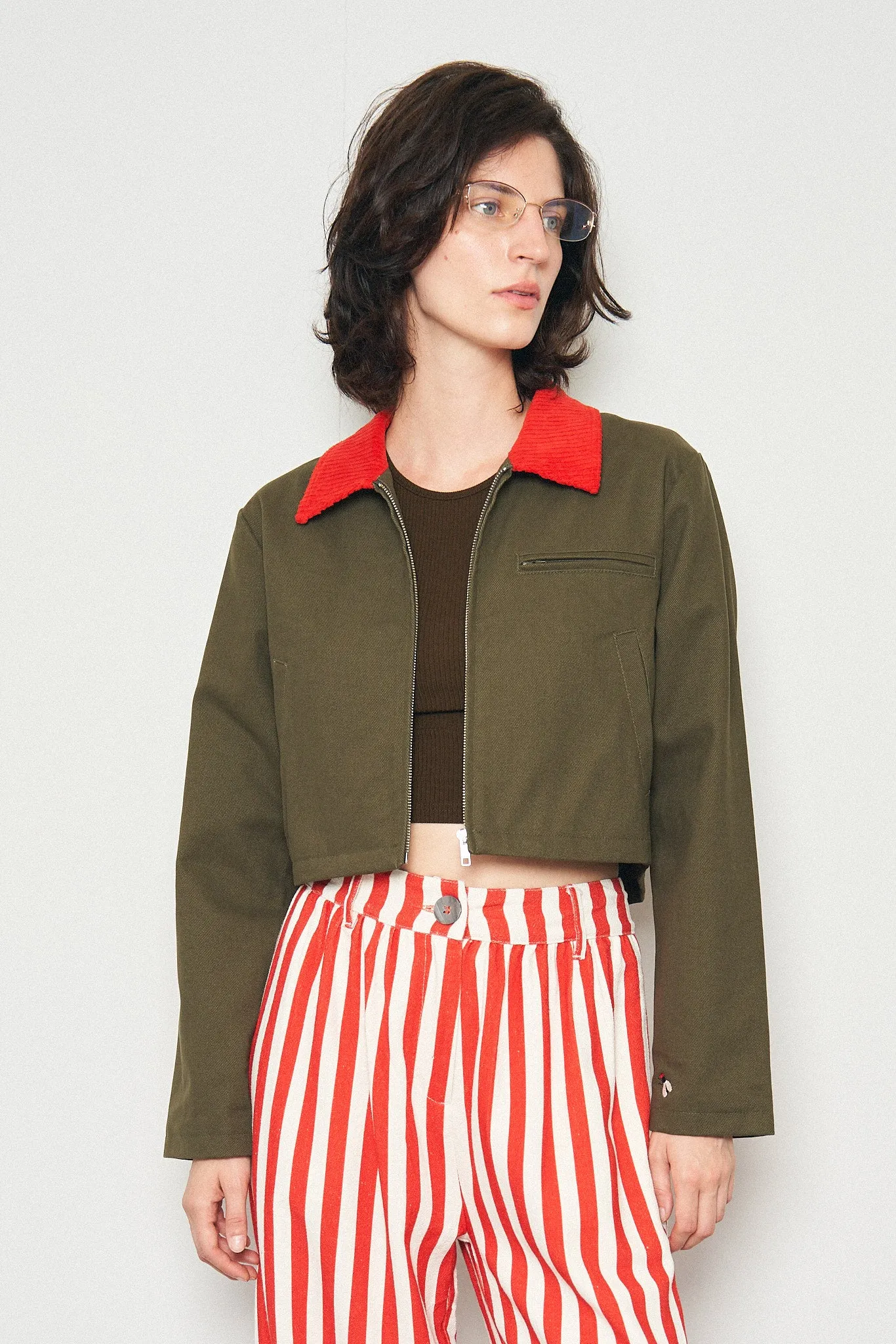 Canvas Construction light Jacket in Moss/red