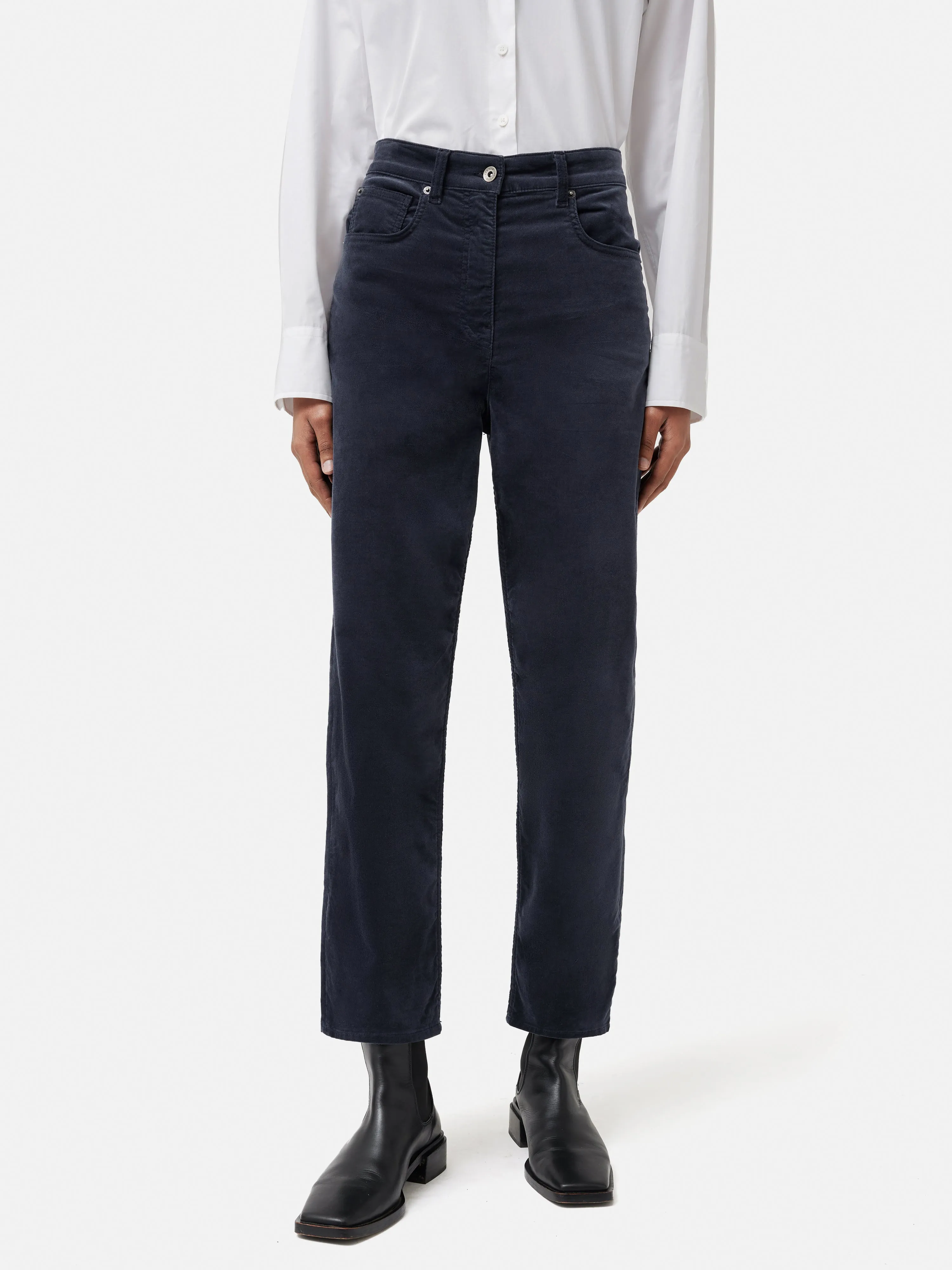 Delmont Velvet Tapered Jean | Grey