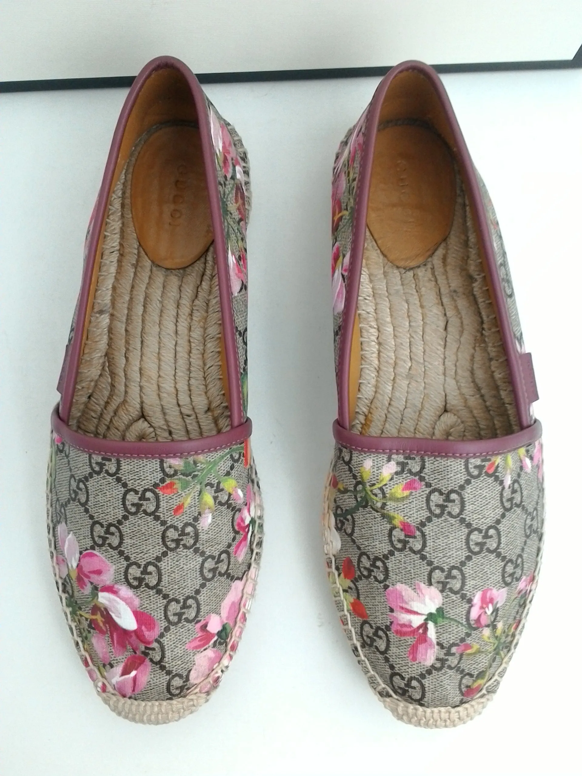 Gucci Women's Pink Floral Leather Espadrille Loafer Size 40