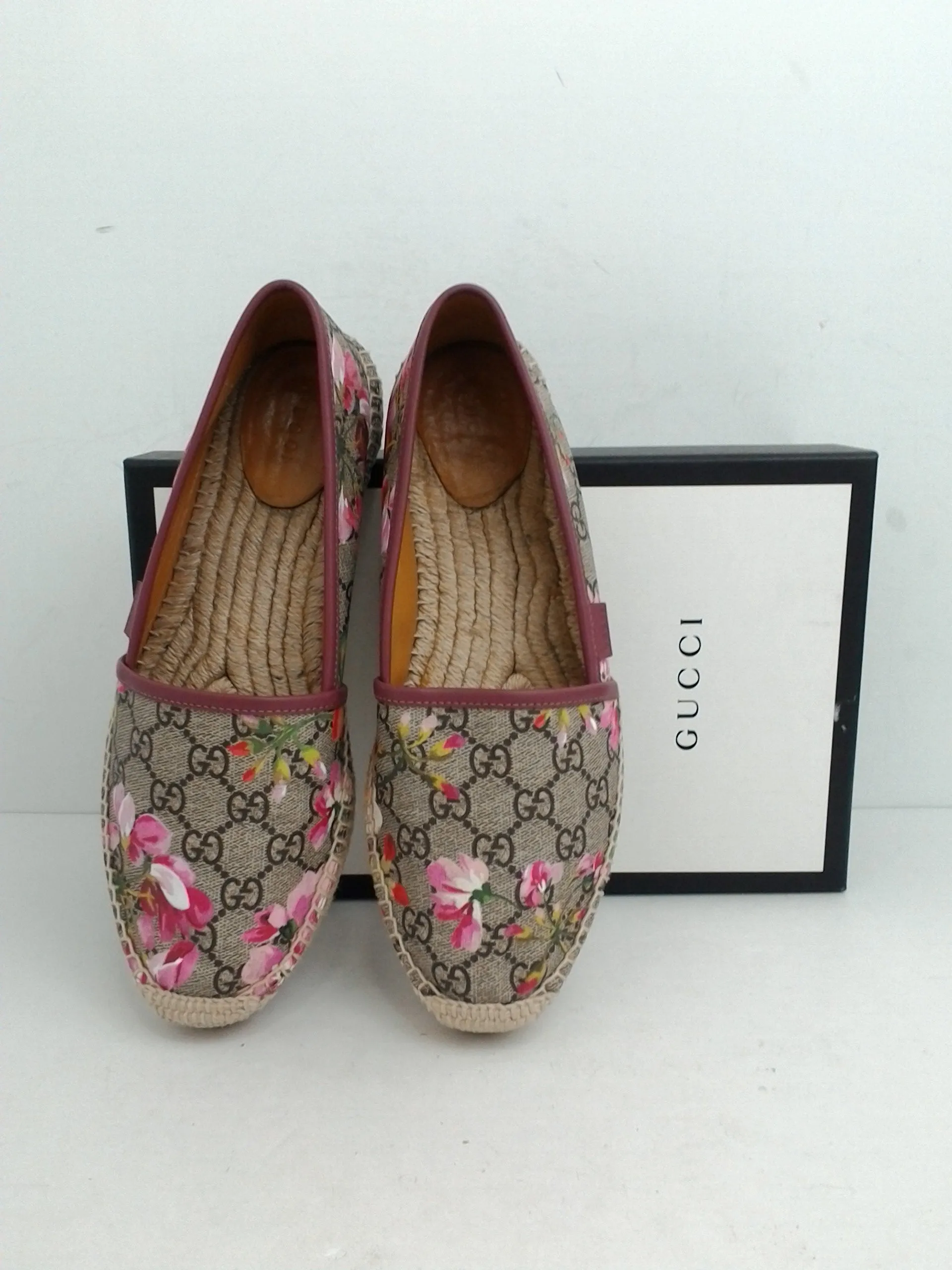 Gucci Women's Pink Floral Leather Espadrille Loafer Size 40