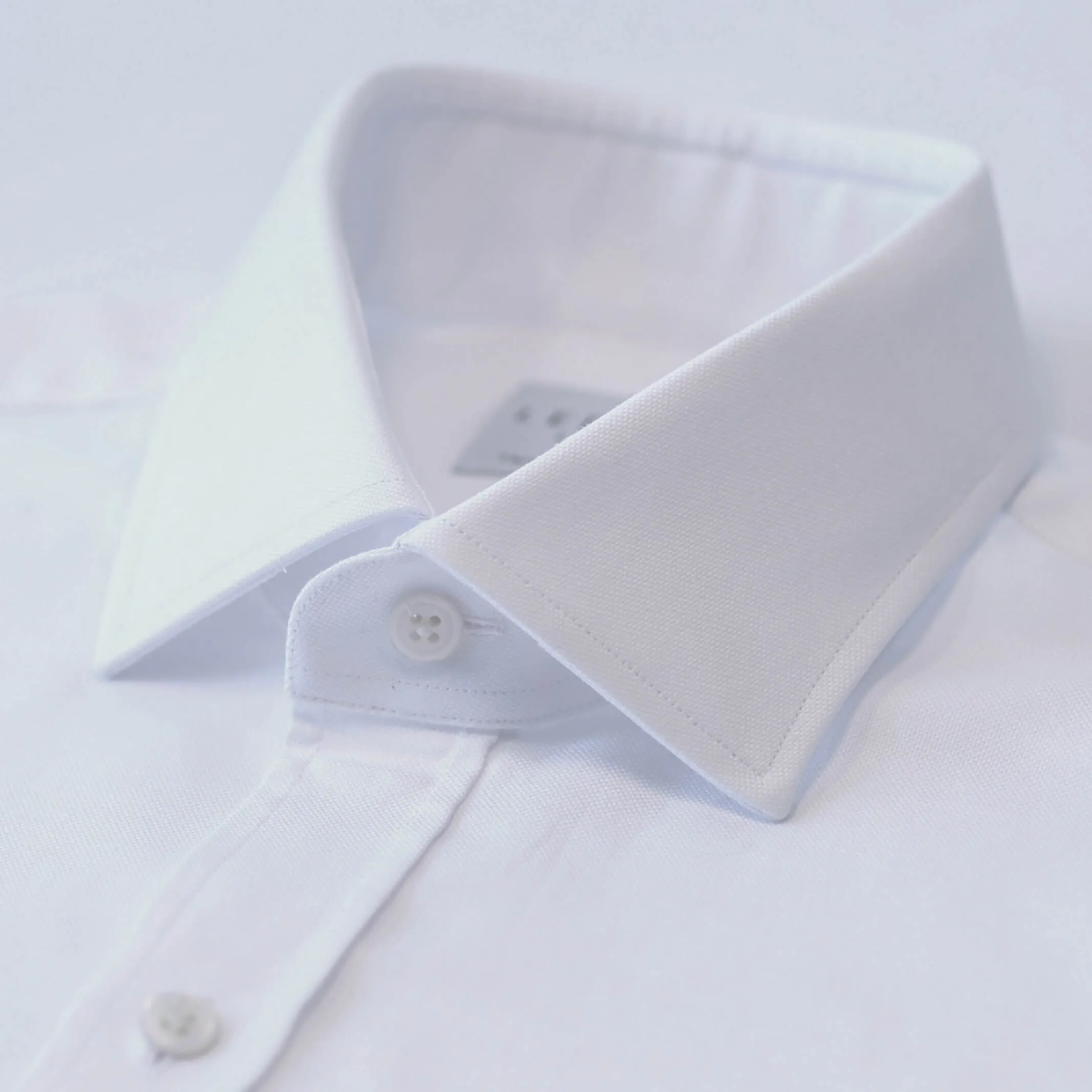 The White Korte Non Iron Oxford Custom Shirt